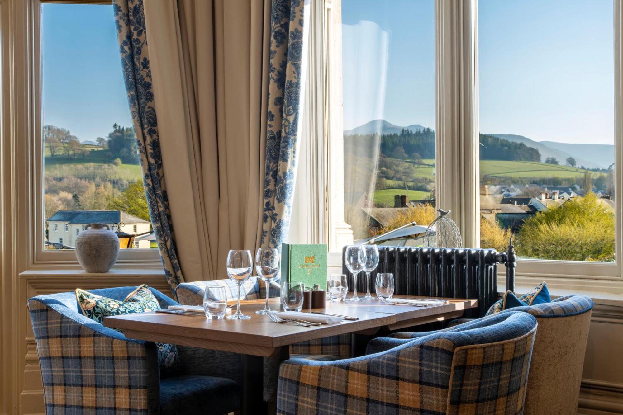 The Castle Of Hotel, Brecon, Powys - Part Of The Coaching Group 3*